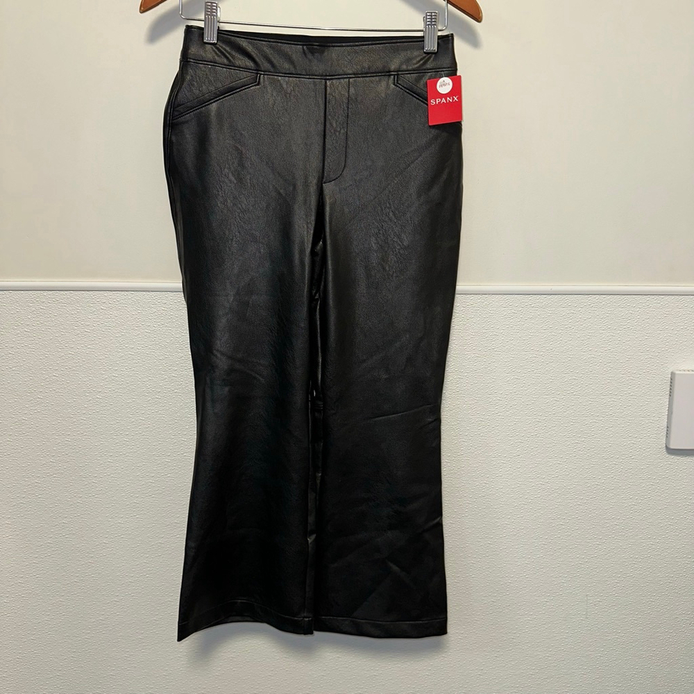 Spanx Pants Womens M Black Faux Leather Flare Leg Pull On Lined Stretch Shaping - Picture 10 of 16